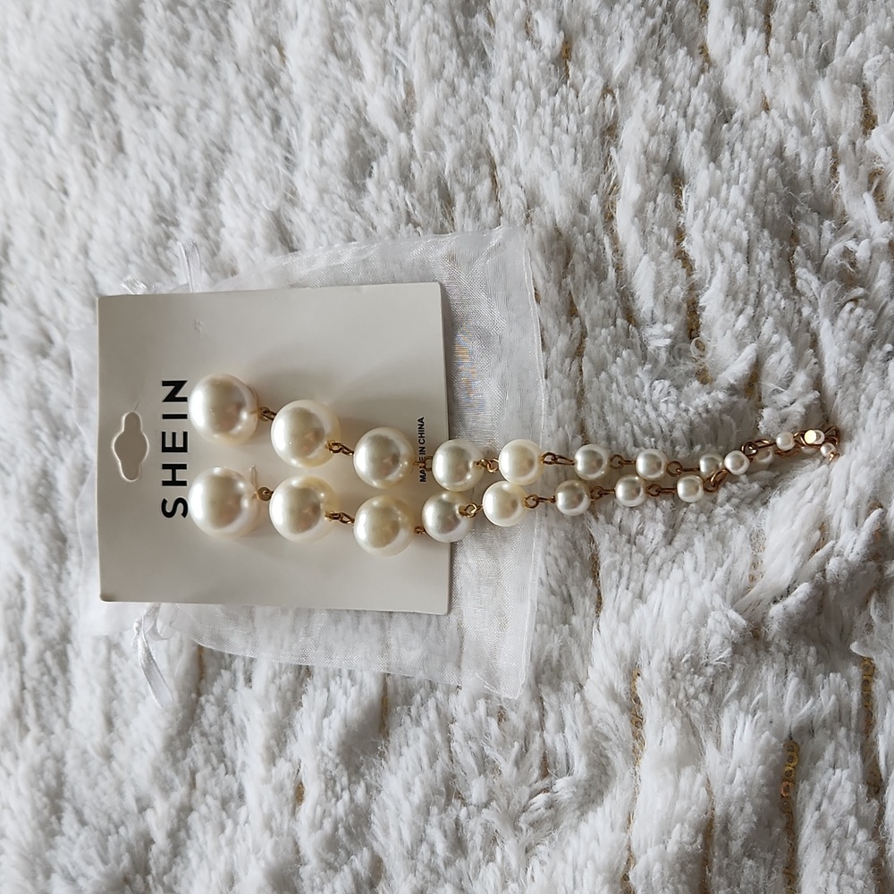 SheIn Pearl earrings